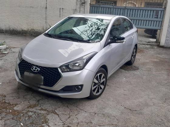 HYUNDAI HB20S 1.6 COMFORT STYLE 16V FLEX 4P AUTOMÁTICO